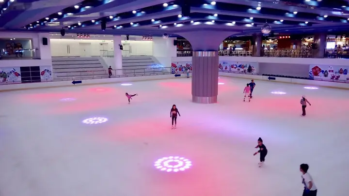Sân Trượt Băng Vincom Ice Rink Sân Trượt Băng Vincom Ice Rink