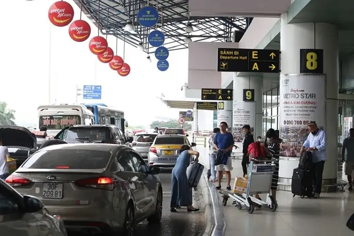 Điểm Tên 10 Hãng Taxi Nội Bài Đưa Đón Tại Sân Bay Uy Tín, An Toàn Và ... Điểm Tên 10 Hãng Taxi Nội Bài Đưa Đón Tại Sân Bay Uy Tín, An Toàn Và ...