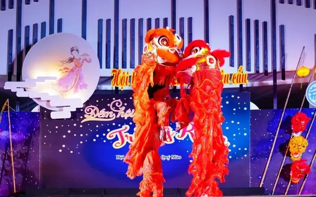Lễ Hội Lớn Trong Năm Của Cộng Đồng Cư Dân Lễ Hội Lớn Trong Năm Của Cộng Đồng Cư Dân