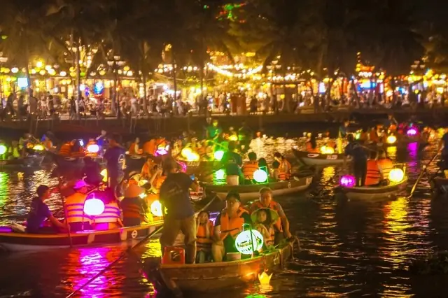 Lễ Hội Lớn Trong Năm Của Cộng Đồng Cư Dân Lễ Hội Lớn Trong Năm Của Cộng Đồng Cư Dân