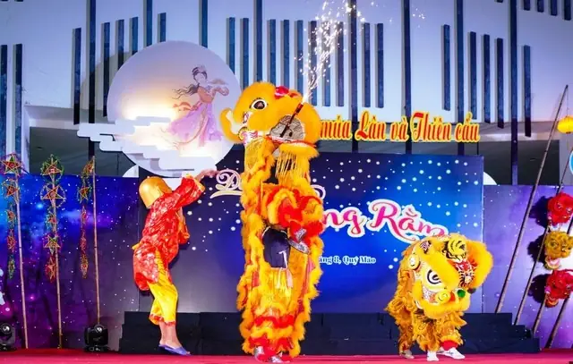 Lễ Hội Lớn Trong Năm Của Cộng Đồng Cư Dân Lễ Hội Lớn Trong Năm Của Cộng Đồng Cư Dân