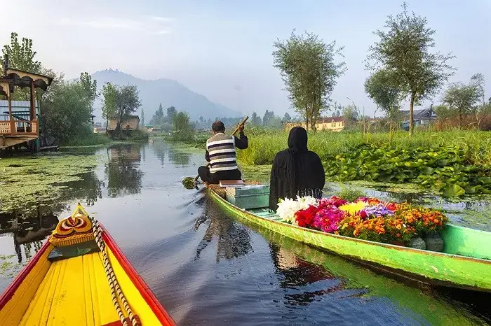 Thực Hiện Chuyến Đi Đến Srinagar