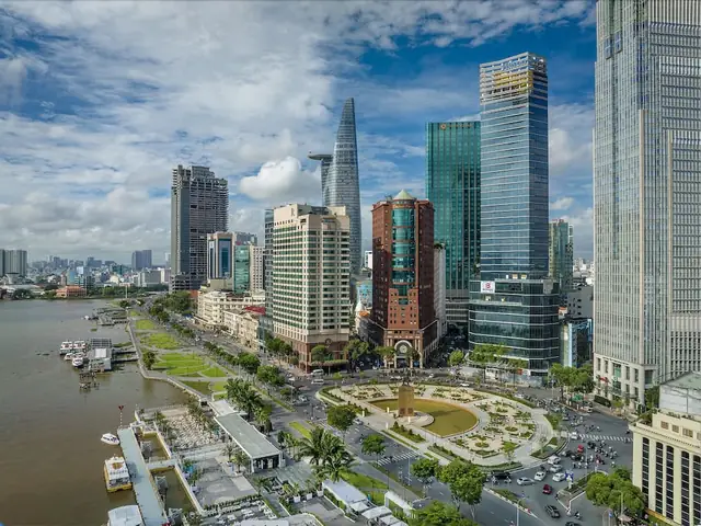 Tổng Quan Về Vị Trí Địa Lý Tp.hcm Tổng Quan Về Vị Trí Địa Lý Tp.hcm