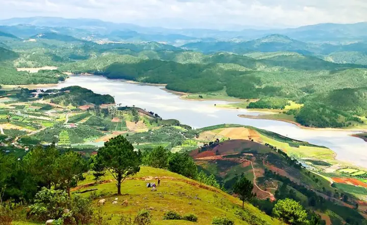 Địa Hình Giúp Đà Lạt Sở Hữu Những Cảnh Quan Ngoạn Mục