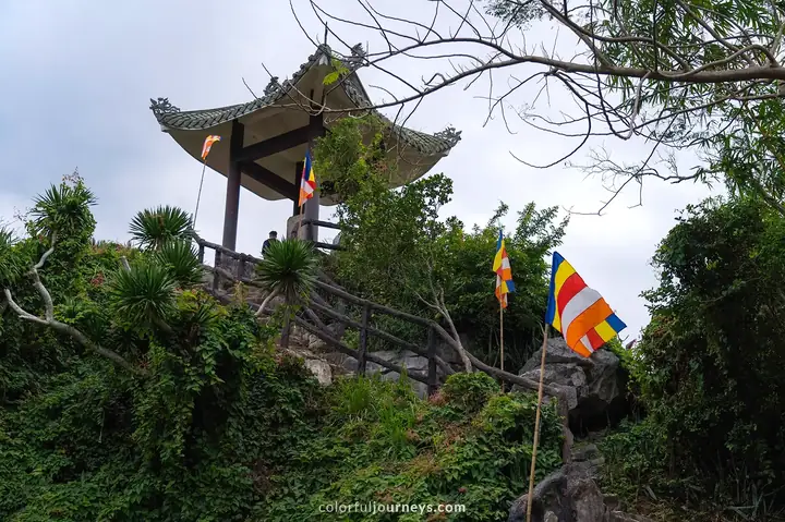 Tam Ton & Tu Nham Pagoda Tam Ton & Tu Nham Pagoda