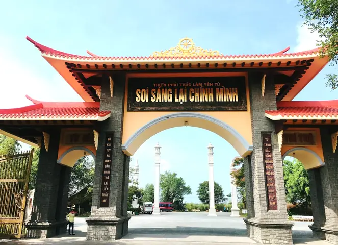 Thiền Viện Trúc Lâm Chánh Giác (tiền Giang Cũ, Đồng Tháp Sau Sáp Nhập)