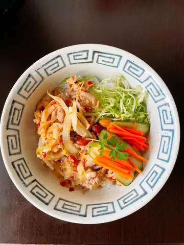 Sáng Nay Ăn Gì: Bún Bò Xào Phan Thiết Với Xốt Thịt Đậm Đà, Ăn Siêu Cuốn! - Ảnh 4 Sáng Nay Ăn Gì: Bún Bò Xào Phan Thiết Với Xốt Thịt Đậm Đà, Ăn Siêu Cuốn! - Ảnh 4