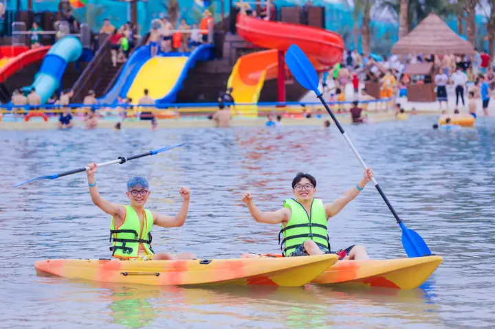 Đập Tan Cái Nóng Mùa Hè Tại Các Công Viên Nước Vui Hết Nấc