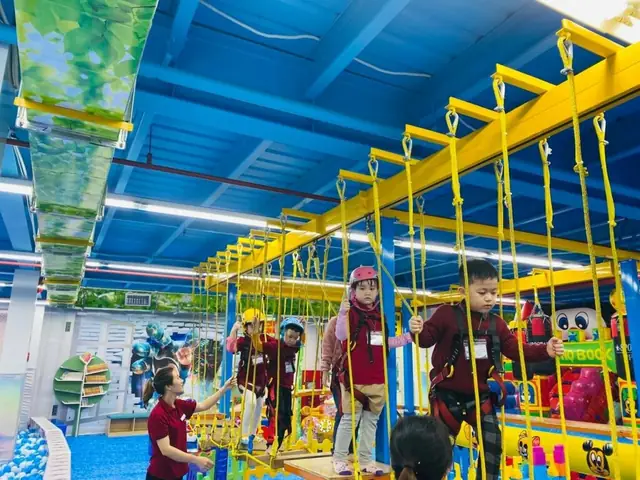 Khám Phá Khu Vui Chơi Nhà Sách Tiến Thọ - Thiết Kế Thi Công Khu Vui ...