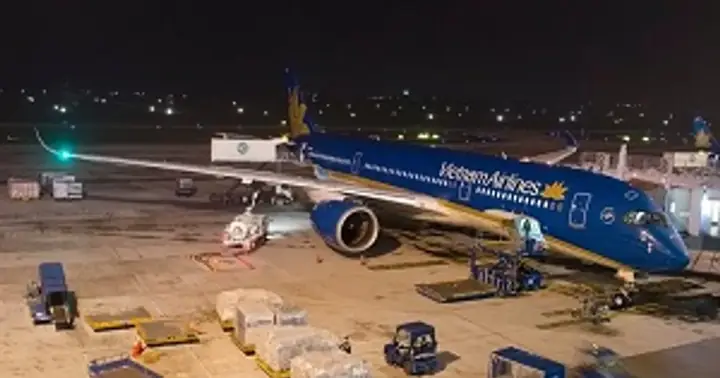 Cách Tính Thuế Và Phí Vé Máy Bay Vietnam Airlines