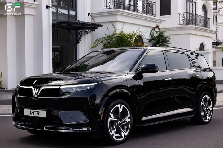 Thuê Xe Tự Lái 6-7 Chỗ