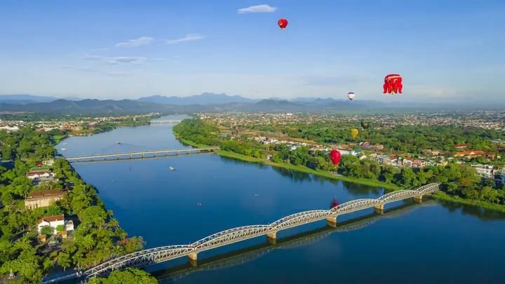 Bài Thơ: Huế Thương - Trung Tâm Unesco Văn Hóa & Thông Tin ...