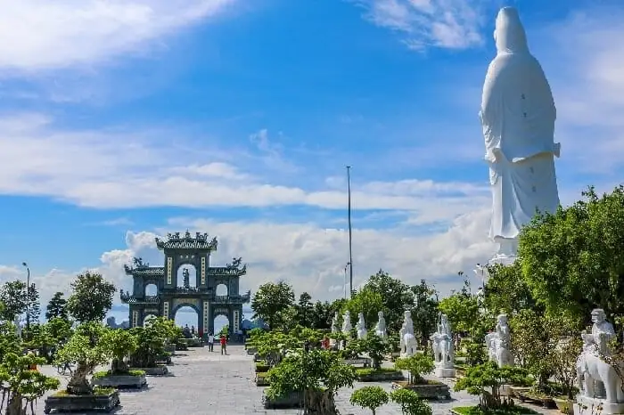 Chùa Linh Ứng Sơn Trà - Nơi Có Tượng Phật Quan Âm Cao 67m ...