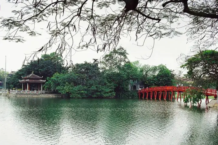 Thuyết Minh Về Hồ Hoàn Kiếm Dành Cho Hdv Thuyết minh về Hồ Gươm ngắn với văn phong sinh động