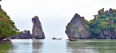 Hòn Phụ Tử: Kinh Nghiệm Tham Quan Chi Tiết Từ A - Z