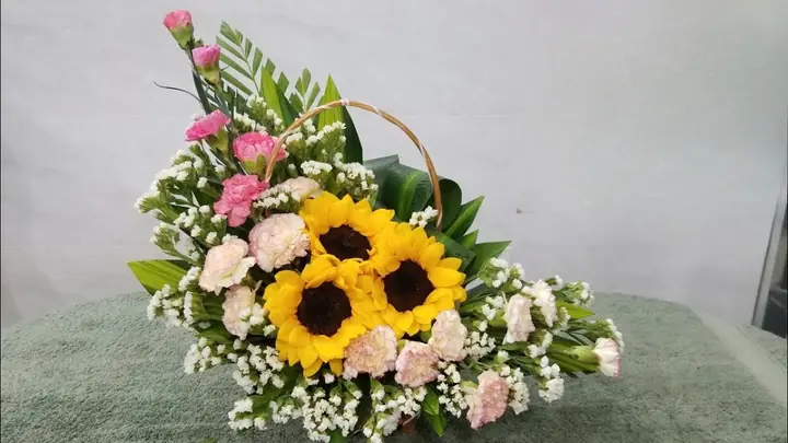 Cách Cắm Hoa 8/3 Đẹp & Ý Tưởng Thuyết Trình Cắm Hoa 8/3 Hay