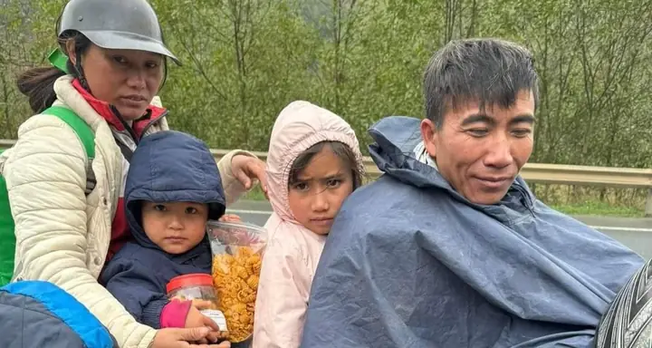 Điều Kỳ Diệu Đến Với Gia Đình 7 Người Chở Nhau 700km Đi Tìm Việc Ở ...