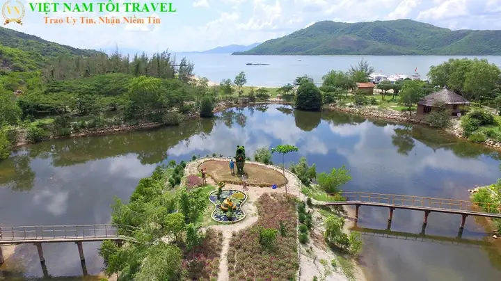 Tham Quan Đảo Thứ Nhất - Đảo Hoa Lan: