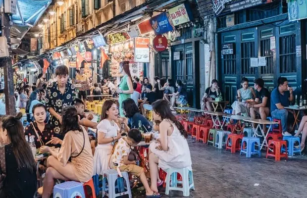 Tour Du Lịch Hà Nội - Phố Tây Tạ Hiện Tour Du Lịch Hà Nội - Phố Tây Tạ Hiện