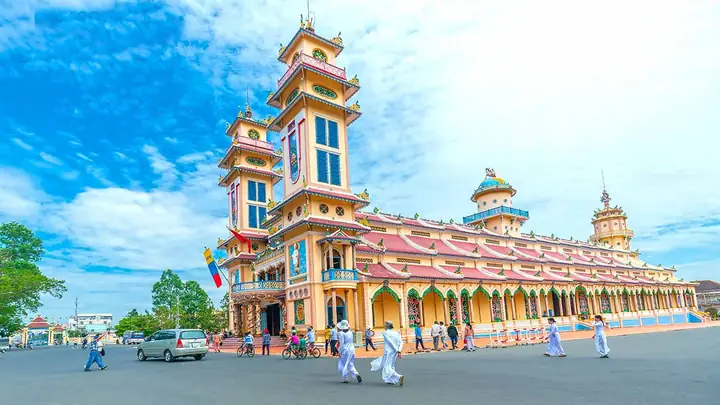 Tham Quan Tòa Thánh Tây Ninh - Núi Bà Đen - Tây Phổ Đà ... Tham Quan Tòa Thánh Tây Ninh - Núi Bà Đen - Tây Phổ Đà ...