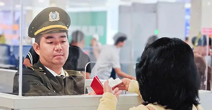 Trẻ Trên 14 Tuổi Chưa Có Căn Cước Công Dân, Đi Máy Bay Thế Nào ...