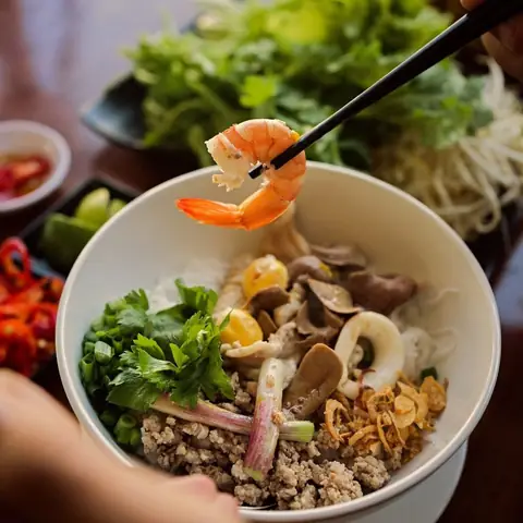 Hủ Tiếu Đêm Đà Lạt