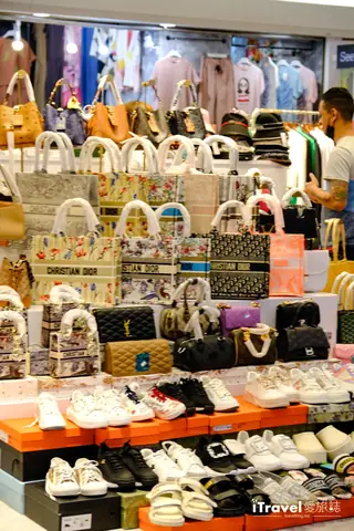 Xe Đẩy Em Bé Là Một Trợ Thủ Đắc Lực Hay Chỉ Cần Mua Một Chiếc Xe Đẩy Xe Đẩy Em Bé Là Một Trợ Thủ Đắc Lực Hay Chỉ Cần Mua Một Chiếc Xe Đẩy