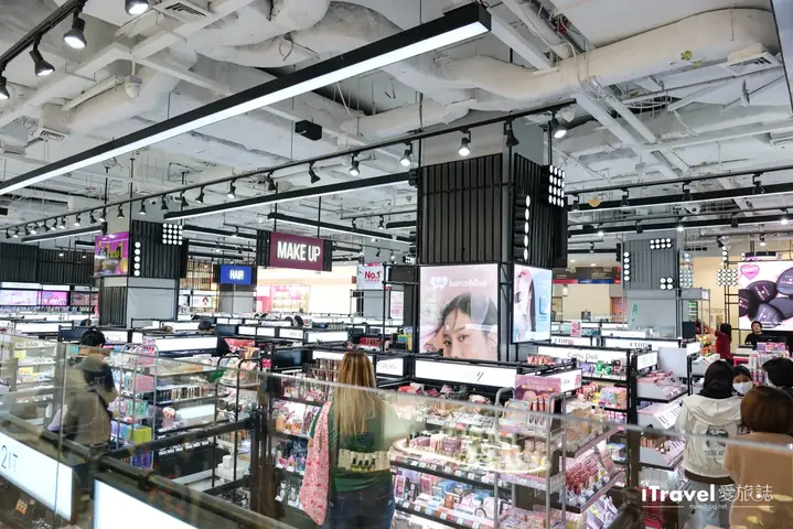 Chợ Pratunam Tiếp Tục Được Cập Nhật! Chợ Pratunam Tiếp Tục Được Cập Nhật!