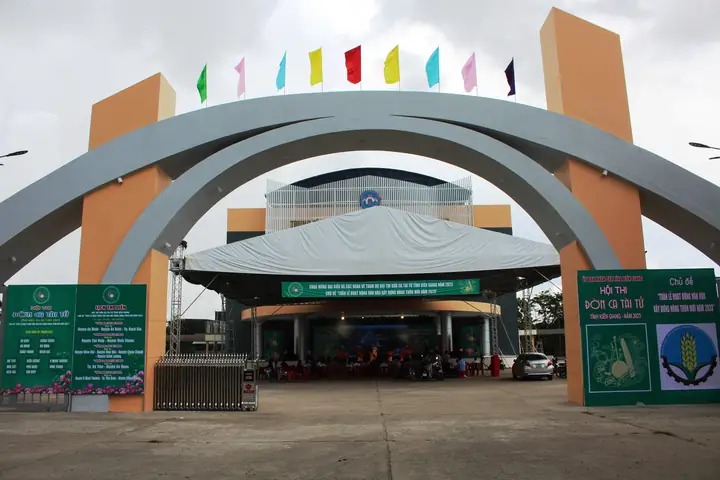 Vho - Sở Văn Hóa Và Thể Thao Kiên Giang Vừa Tổ Chức Công Bố Quyết Định Thành Lập Trung Tâm Văn Hóa, Nghệ Thuật Tỉnh Kiên Giang Trên Cơ Sở Hợp Nhất Trung Tâm Phát Hành Phim Và Chiếu Bóng, Đoàn Cải Lương Nhân Dân Kiên Giang, Trung Tâm Văn Hóa Tỉnh. Vho - Sở Văn Hóa Và Thể Thao Kiên Giang Vừa Tổ Chức Công Bố Quyết Định Thành Lập Trung Tâm Văn Hóa, Nghệ Thuật Tỉnh Kiên Giang Trên Cơ Sở Hợp Nhất Trung Tâm Phát Hành Phim Và Chiếu Bóng, Đoàn Cải Lương Nhân Dân Kiên Giang, Trung Tâm Văn Hóa Tỉnh.