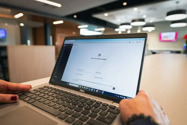 Openai Công Bố Quan Hệ Đối Tác Với Trường Đại Học Đầu Tiên