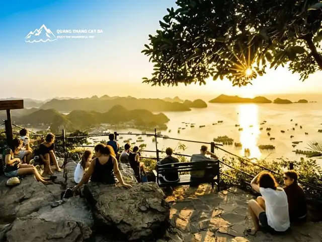 Pháo Đài Thần Công: Ngắm Toàn Cảnh Cát Bà Từ Trên Cao Pháo Đài Thần Công: Ngắm Toàn Cảnh Cát Bà Từ Trên Cao