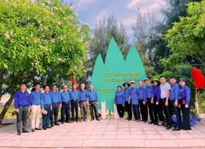 Về Miền Trà Cổ Rừng Dương...