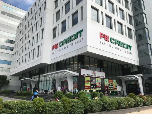Ngân Hàng Fe Credit