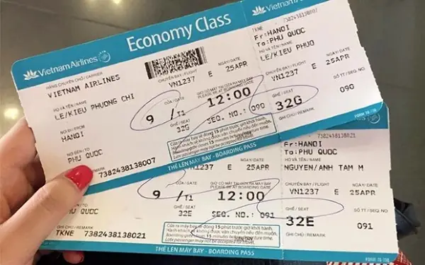 Phí Đổi Ngày Bay, Giờ Bay, Hành Trình Bay Của Hãng Hàng Không Vietnam Airlines