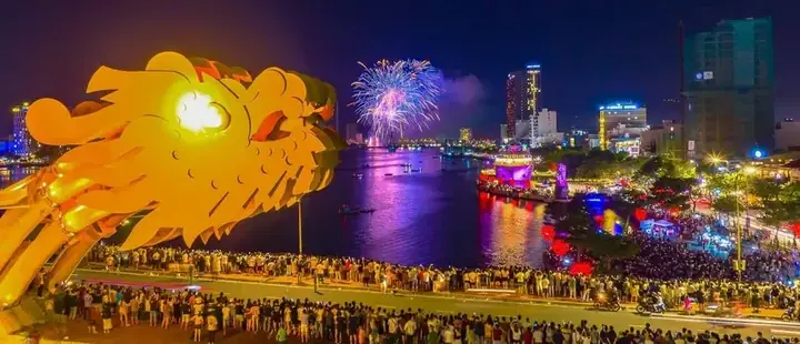 Giai Đoạn 2: Mùa Hè Sôi Động (tháng 4 – Tháng 8) – Tận Hưởng Biển Và Lễ Hội Giai Đoạn 2: Mùa Hè Sôi Động (tháng 4 – Tháng 8) – Tận Hưởng Biển Và Lễ Hội