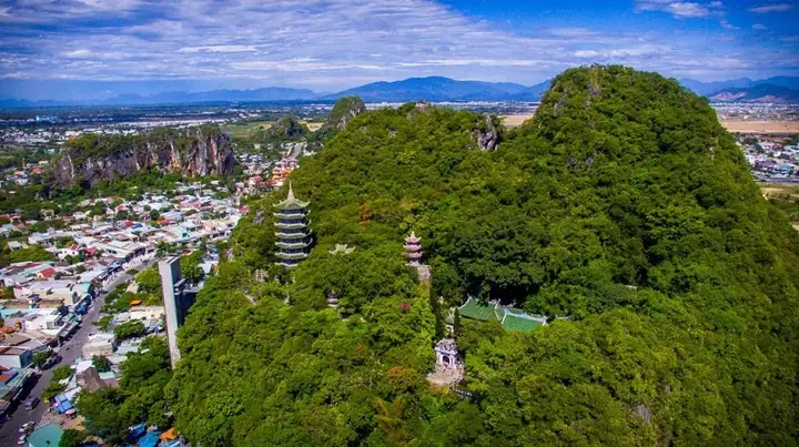 Giá Vé Tham Quan Ngũ Hành Sơn Đà Nẵng Bao Nhiêu Tiền ?