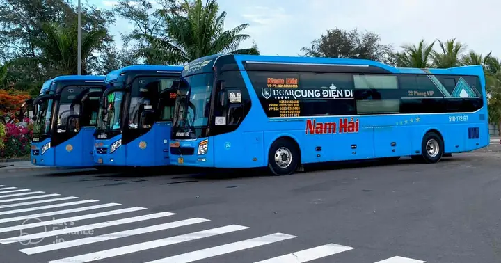 Komfortabler Luxus-schlafwagenbus Von Mui Ne Nach Nha Trang ...