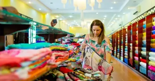 Shopping In Hanoi Old Quarter: Top 05 Best Ao Dai Shops For ...