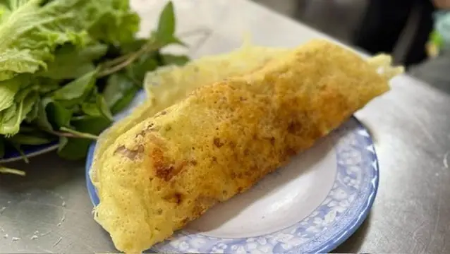 Where To Eat In Saigon District 1: Top 10 Địa Điểm Ăn Uống Không Thể Bỏ Lỡ