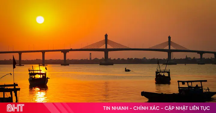 Về “nghi Xuân Bát Cảnh”