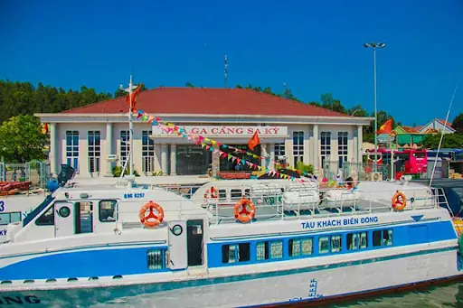 Hướng Dẫn Cách Di Chuyển Từ Chu Lai Đi Lý Sơn Chi Tiết Nhất Hướng Dẫn Cách Di Chuyển Từ Chu Lai Đi Lý Sơn Chi Tiết Nhất