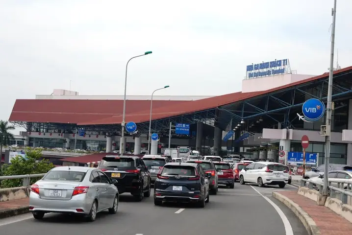 Các Phương Tiện Từ Sân Bay Nội Bài Về Hà Nam