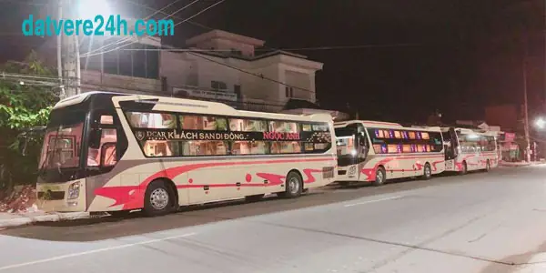Những Lưu Ý Đặt Vé Xe Tết 2025: