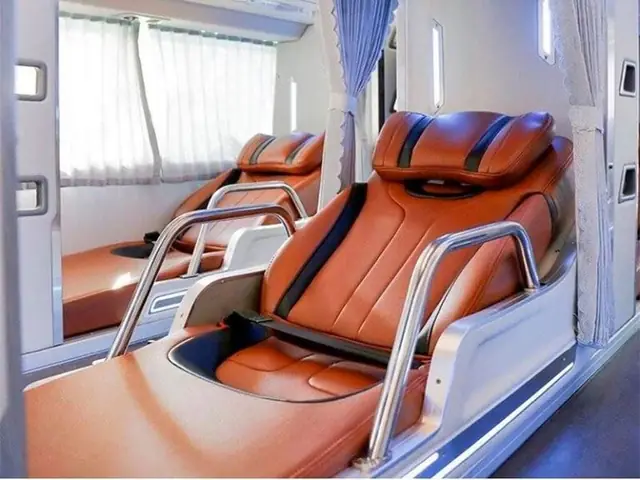 Xe Limousine Hoàng Huy