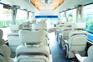 Trải Nghiệm Di Chuyển Đẳng Cấp Với Quỳnh Thanh Limousine