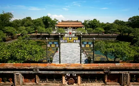 toàn cảnh Đại Nội Huế thể hiện ý nghĩa của cố đô Huế