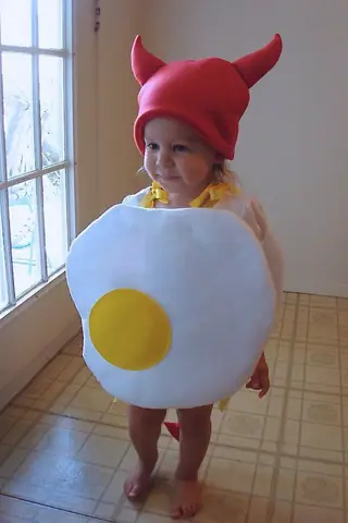 Hóa Trang Halloween Cho Bé Thành Món Đồ Ăn Yêu Thích