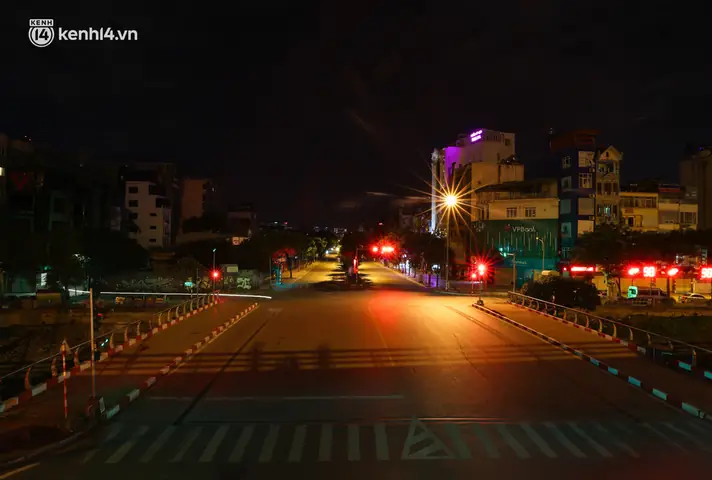 Hình Ảnh Cho Ảnh Đường Phố Hà Nội Về Đêm: