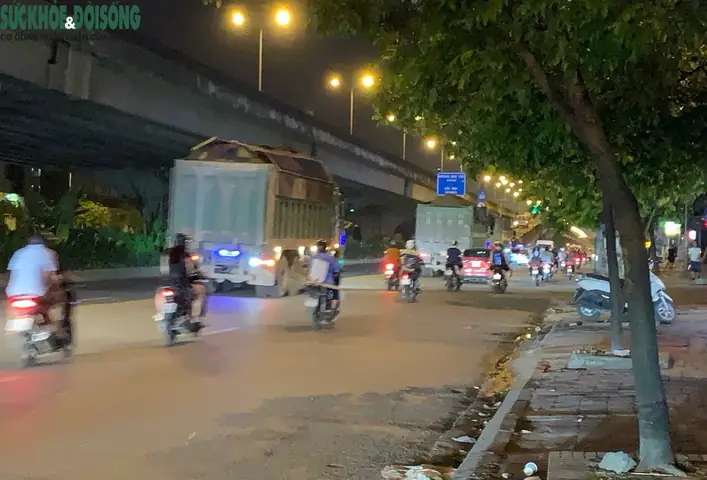 Hình Ảnh Cho Ảnh Đường Phố Hà Nội Về Đêm: