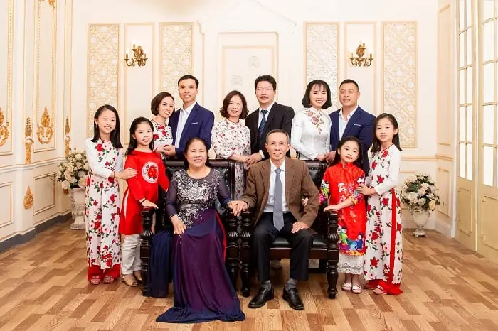 Gợi Ý 15+ Concept Chụp Ảnh Gia Đình Đẹp, Ý Nghĩa Nhất 2025